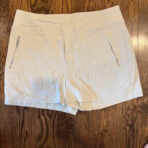 ATHLETA Women's Light Sage Shorts